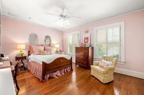 1647 Riverside Dr, Gainesville GA 30501-1837 exterior