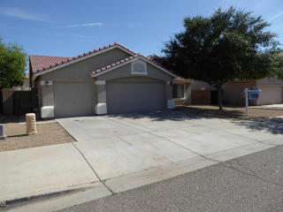 8031 Hilton Ave, Phoenix AZ  85043-7423 exterior