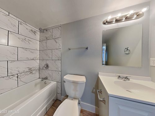 2035 64th Ln, Phoenix AZ  85035-3401 exterior