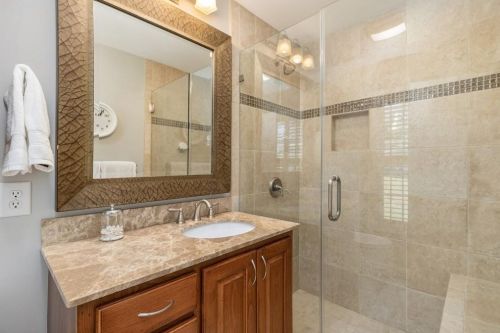 225 Abington Dr, Atlanta GA 30328-1203 exterior