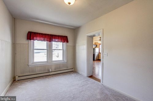 1120 Center Ave, Pottstown PA 19464-5802 exterior