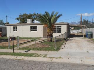 4649 15th St, Tucson, AZ 85711-4223