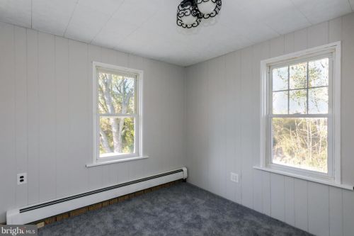 202 Cooke Ave, Manor PA 19036-1322 exterior