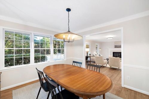 7330 Hunters Branch Dr, Atlanta GA  30328-1721 exterior