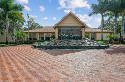 1645 Windy Pines Dr, Naples FL 34112-2775 exterior