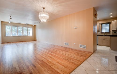 1713 72nd Ct, Chicago IL  60707-4204 exterior