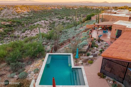 6822 Table Mtn Rd, Tucson AZ 85718-1328 exterior