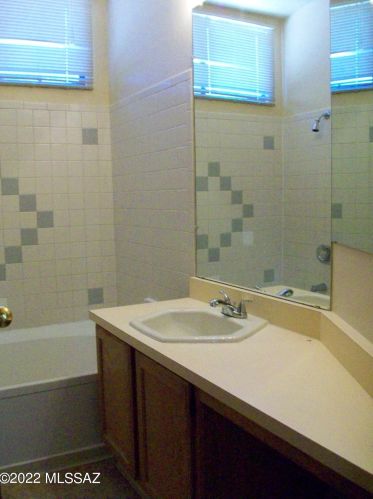 4350 Glenn St, Tucson AZ 85716-2238 exterior