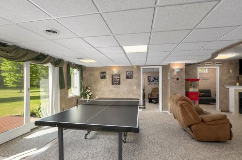 8415 Hidden Dr, Middlevle MI 49333-9186 exterior