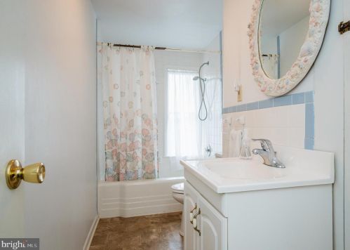 1109 Peachtree Rd, Fallston MD 21047-1803 exterior