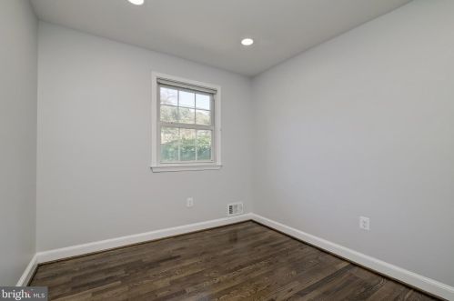 12811 Camellia Dr, Silver Spring MD 20906-3315 exterior