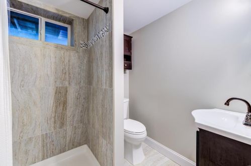 25 Stoneleigh Towers, Saint Louis MO 63132-3716 exterior