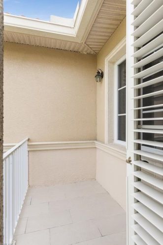 1607 Curlew Ave, Naples FL 34102-3405 exterior