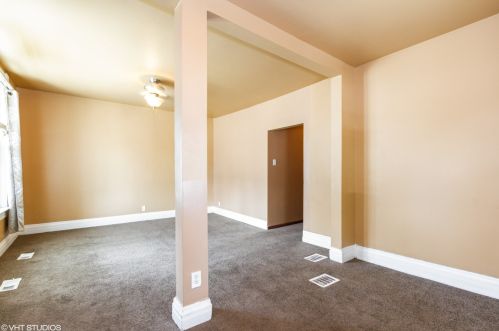 14217 Lincoln Ave, Dolton, IL 60419-1231