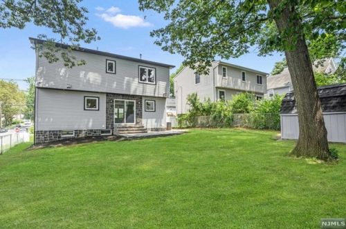 54 Passaic Ave, Hasbrouck Heights NJ 07604-2437 exterior