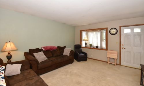 6125 Avalon St, Milwaukee, WI 53221-5104