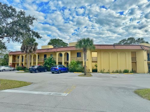 854 9th Street Cir, Boca Raton FL 33486-5218 exterior