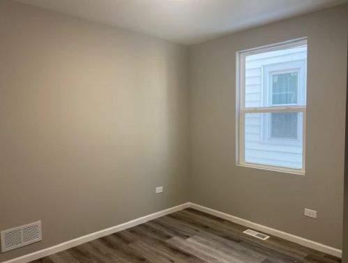 1010 8th St, Waukegan IL 60085-6983 exterior