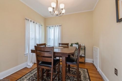 34 Baltusrol Way, Springfield NJ  07081-1515 exterior