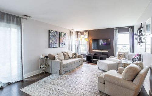 1024 Whitehall Way, Bull Valley IL 60014-1809 exterior