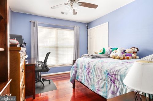 6378 Alderman Dr, Alexandria VA 22315-3731 exterior