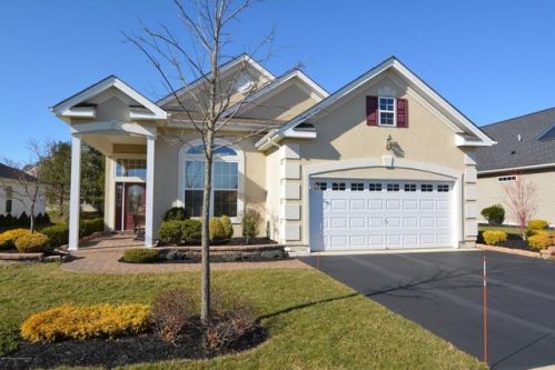 22 Biltmore Ct, Jackson Twp, NJ 08527-4772