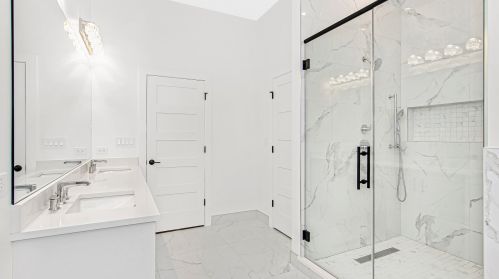 3358 Calumet Ave, Chicago IL 60616-1407 exterior