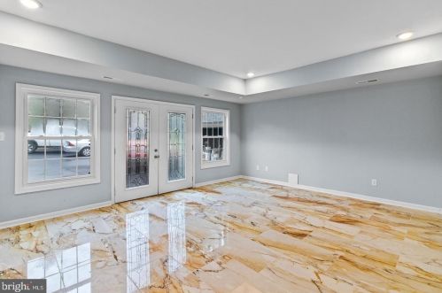 4305 Shoemaker Rd, Huntingdon Valley PA 19006-1711 exterior