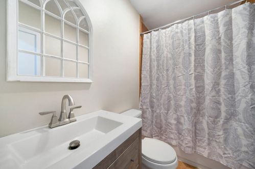 2279 Carver Dr, Atlanta GA  30314-1201 exterior