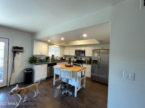 3888 30th St, Phoenix, AZ 85016-6961