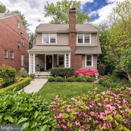 5339 Nevada Ave, Washington, DC 20015-1771