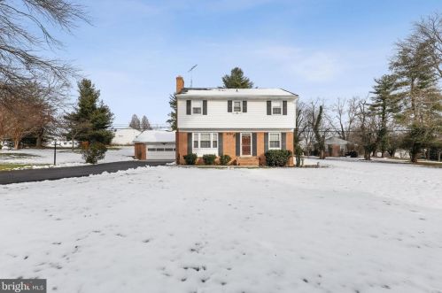 8794 Autumn Hill Dr, Ellicott, MD 21043-5440