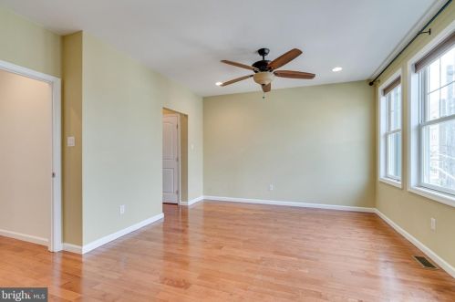 522 Carpenter St, Philadelphia PA 19147-4033 exterior