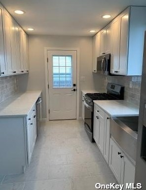 58 Birchfield Ave, Babylon NY 11702-1404 exterior