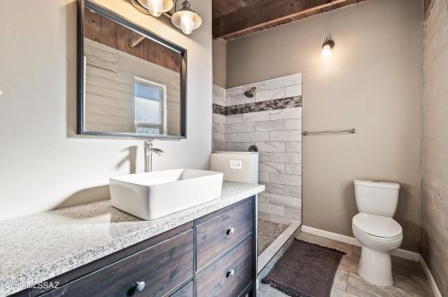 2421 Eastland St, Tucson AZ 85716-5723 exterior