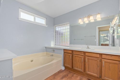 14227 22nd St, Phoenix AZ  85022-4602 exterior