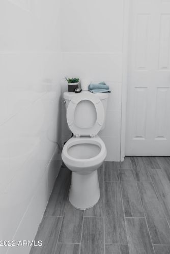 3426 Elm St, Phoenix AZ 85033-1039 exterior