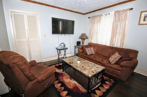 1714 Emerald Ave, Atlanta GA 30310-1552 exterior