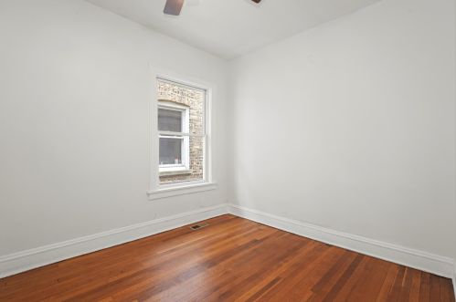 6230 Talman Ave, Chicago IL 60659-4009 exterior