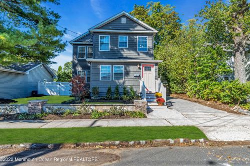 33 Avenue C, Atlantic Highlands NJ  07716-1069 exterior