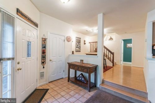 1310 Foxmeadow Dr, Limerick PA 19468-1556 exterior