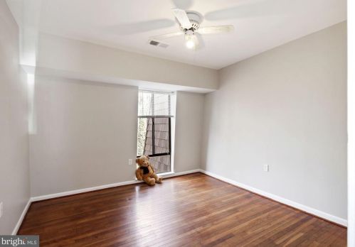 10943 Deborah Dr, Rockville MD 20854-2724 exterior