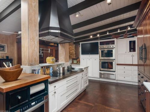 123 Ave, Naples FL exterior