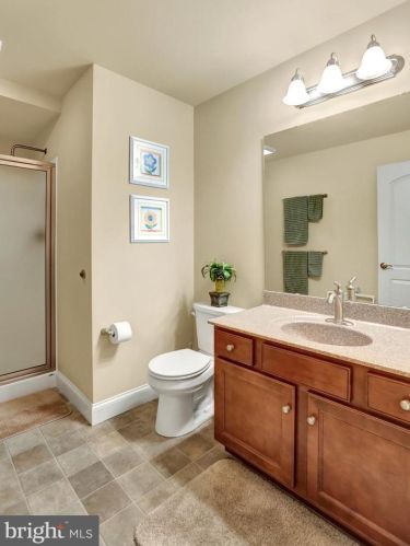 85 Midway Farms Ln, Lancaster PA 17602-2670 exterior