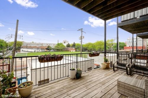 1550 Bell Ave, Chicago IL 60622-1832 exterior