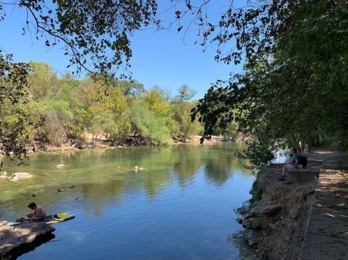 1815 Collier St, Austin TX 78704-2910 exterior