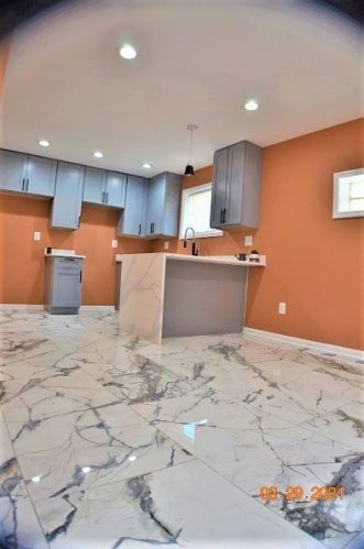 9918 Bensley Ave, Chicago IL 60617-6129 exterior