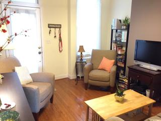 3413 Keswick Rd, Baltimore MD  21211-2635 exterior