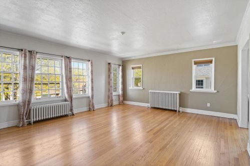 2177 69, Milwaukee WI 53213-1925 exterior