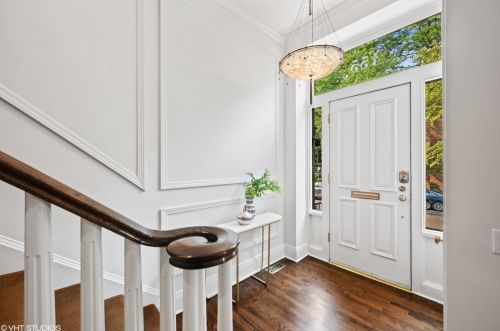 455 Webster Ave, Chicago IL 60614-3708 exterior